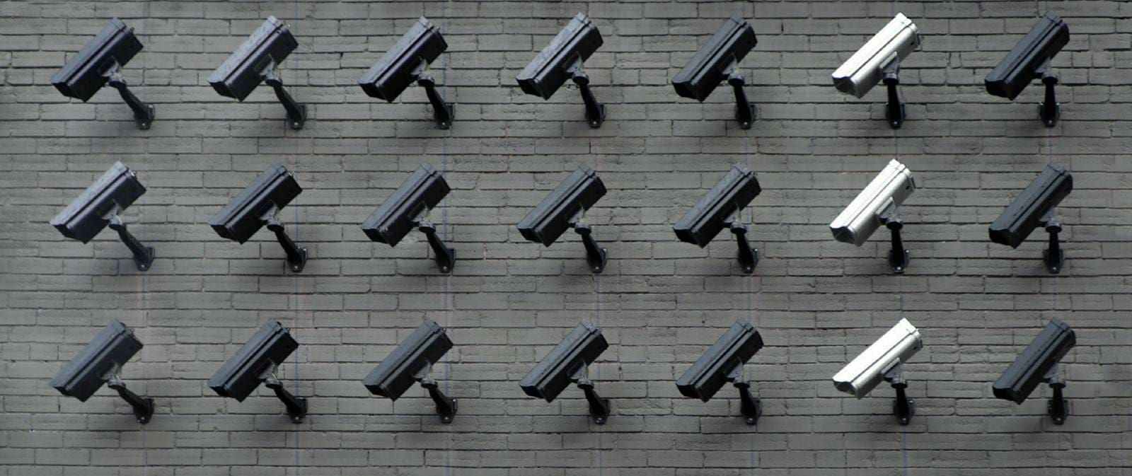 cybersecurity experts - cameras IoT