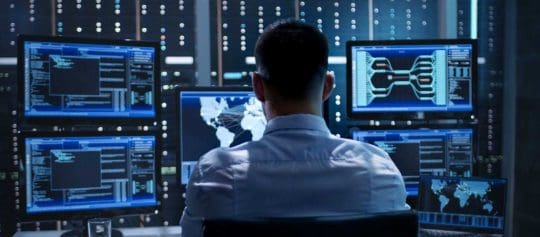 Security Operations Centres: Prevent Cyber Threats 4 Security Operation Centres SecureOps