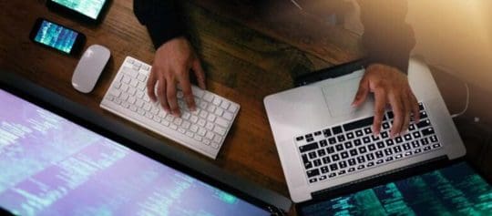 In-House vs Managed SOC: Which Is Right for You? 4 Managed SOC Service - Analyst at work