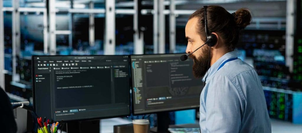 IT Health Check: CHECK Requirements Explained 2 IT Health Check Provider